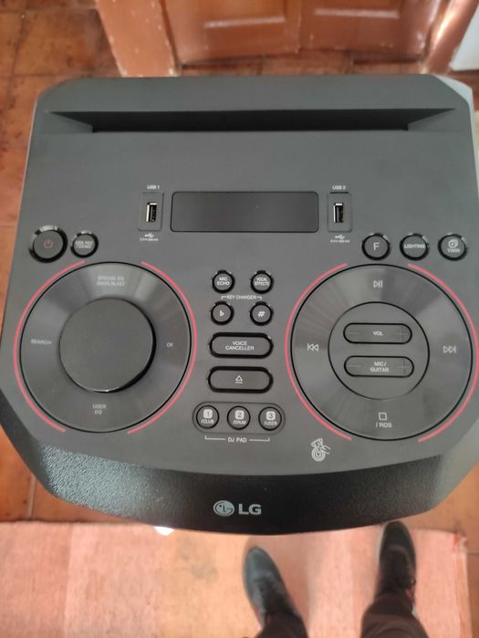 Coluna LG XBOOM on7