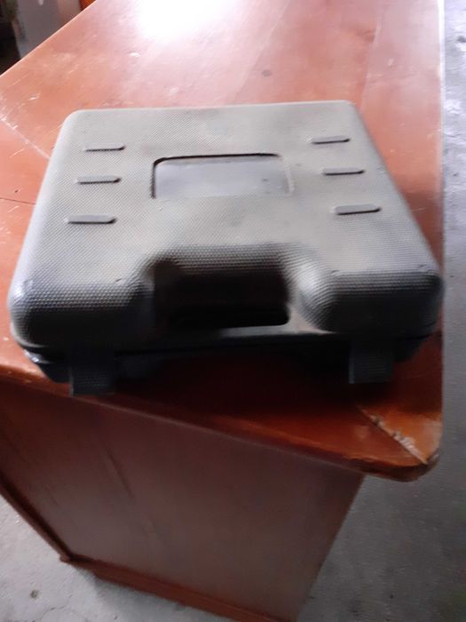 Serra tico-tico  com mala