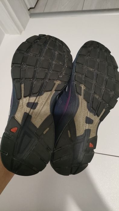 Salomon buty górskie  w rozmiarze 36 2/3 trekking wędrówki