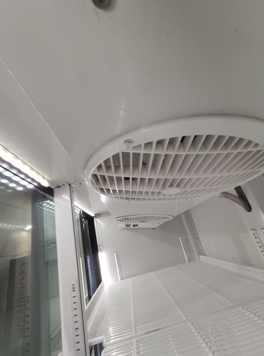 Холодильна шафа вітрина UBC Large 950 Антрацит, стан супер. Гарантія!