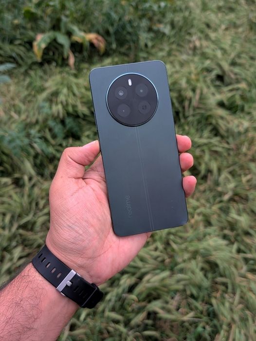 Realme 12 (8/256 игровой камерафон б/у красивый)