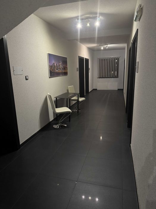 Ruczaj lokal biurowy w kameralnym budynku usługowym z parkingiem