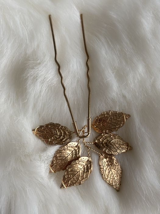 Ozdoby do włosów ślubne