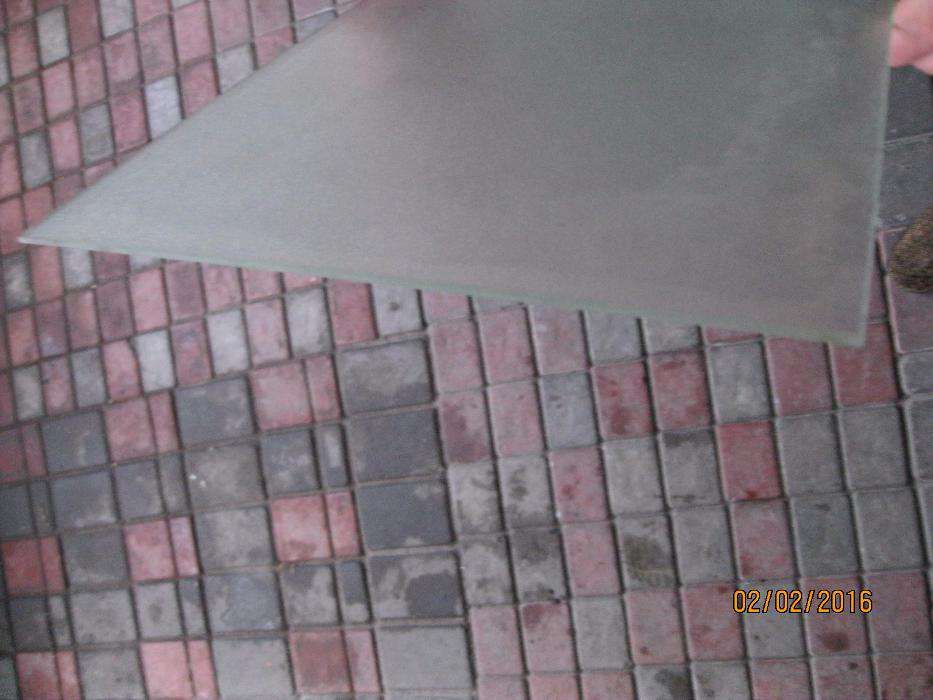 Боковое стекло  к душевой кабинке с высоким поддоном