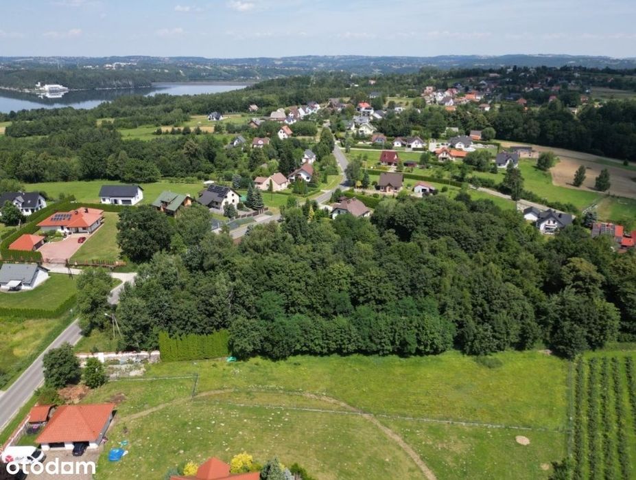 Działka budowlana 16,21-rolna 7,30