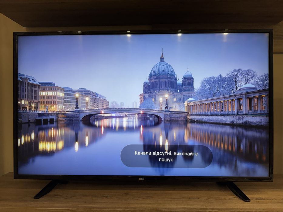 Телевізор LG 49" 4K Smart TV (49UH603V) в ідеальному стані