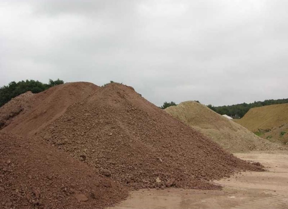 Возим подсыпку 20т и 30т самосвалами Качество разное Суглинок Супесь