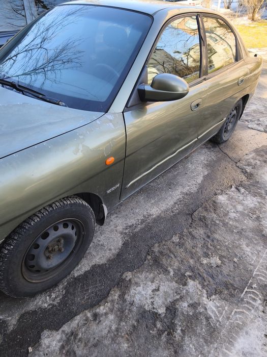 Продається Деу-Нубіра 2003 року  2 л. газ- бензин. На ходу, сів поїхав