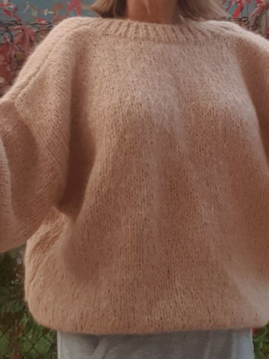 Sweter damski ręcznie robiony roz.S M