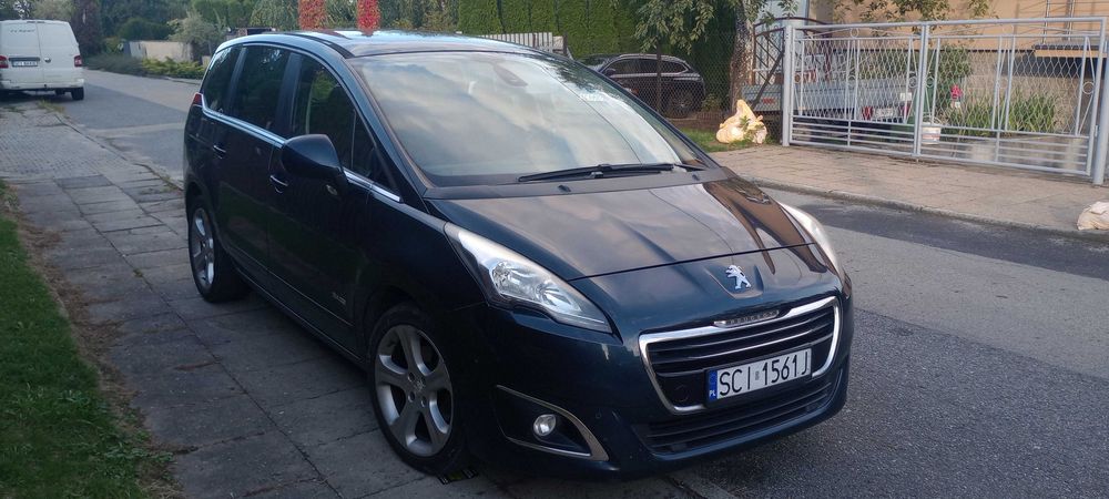 Peugeot 5008