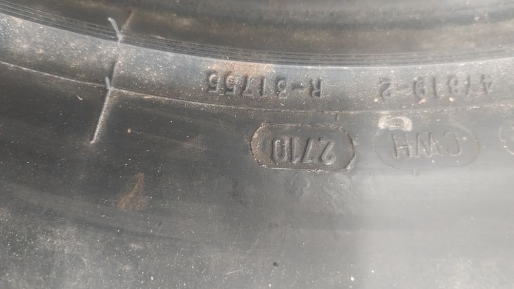 285/70/17 Cooper discoverer stt