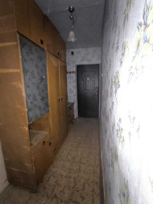 Продам 1 к кв Основа