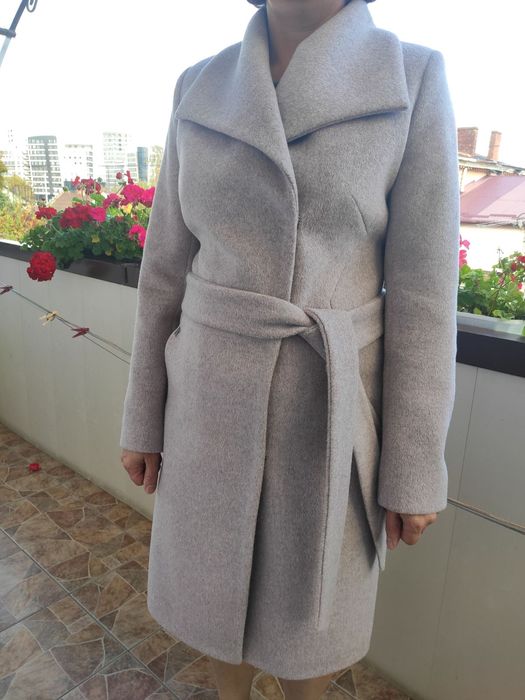 Жіночий осінній / зимовий плащ, пальто демісезонне розмір 46 як нове