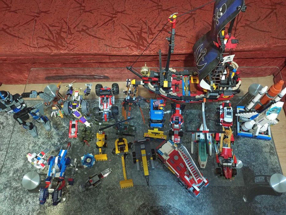 Лего конструктори фігурки