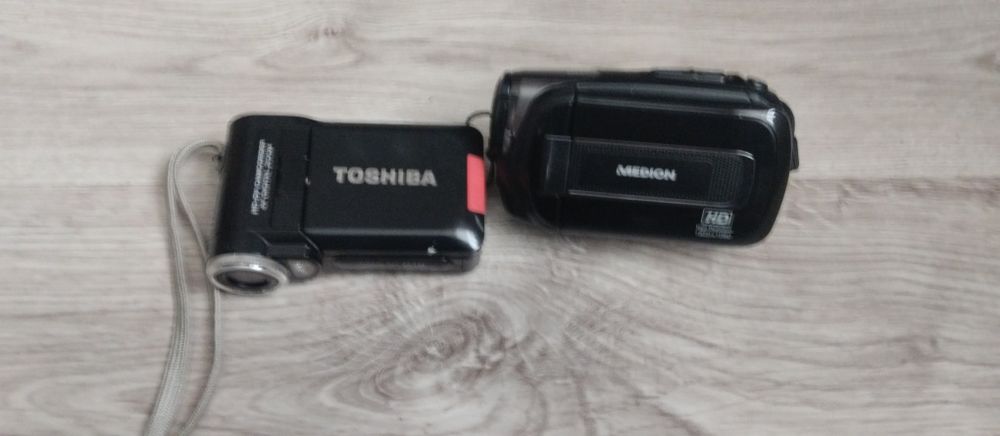 Відеокамери дві штуки