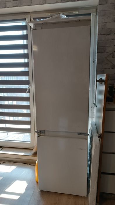 Lodówka Whirlpool ART6502 do naprawy