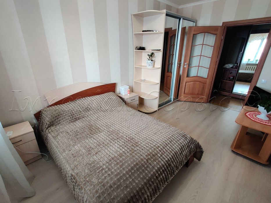 Сдам 2 комнатную с ремонтом на песках