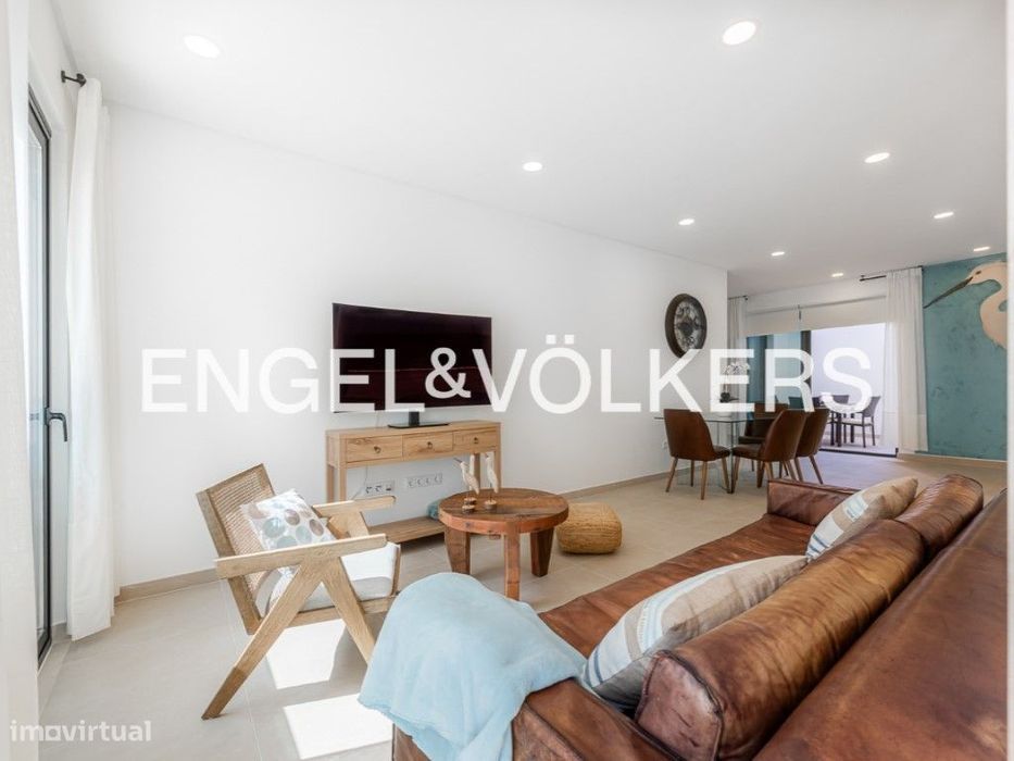 Exclusive Building in Faro – T2 on the 2nd Floor