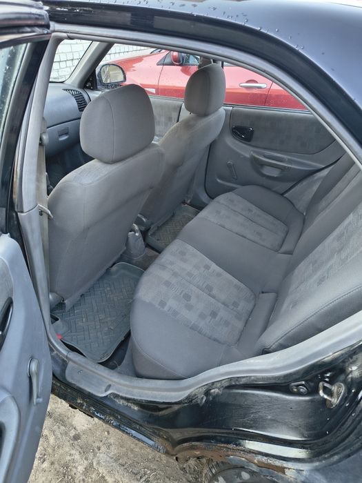 Hyundai Accent II поколение LC
