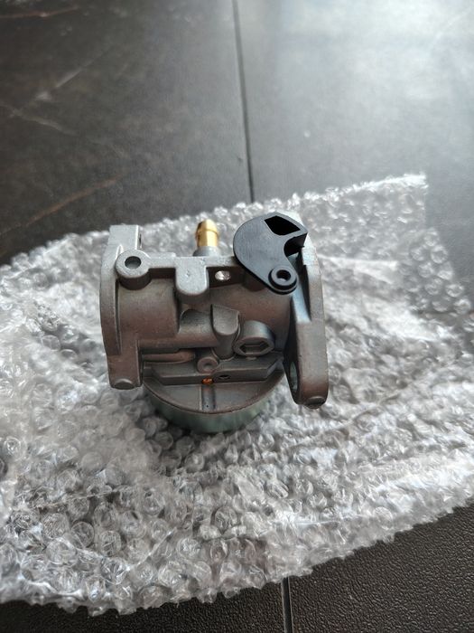 Gaźnik do Briggs & Stratton QUANTUM / 625 / 650 / 675