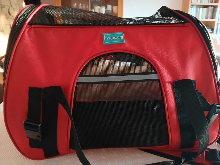 Mala para transporte de animais