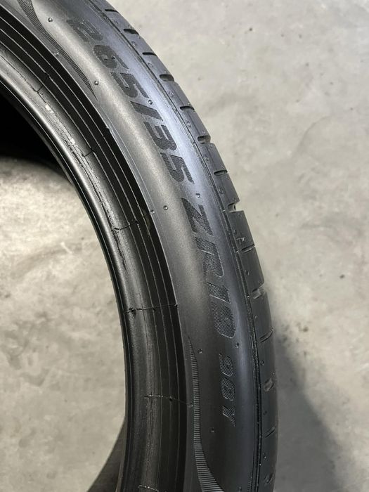 265/35/19+245/35/19 R19 Pirelli PZero PZ4 4шт нові