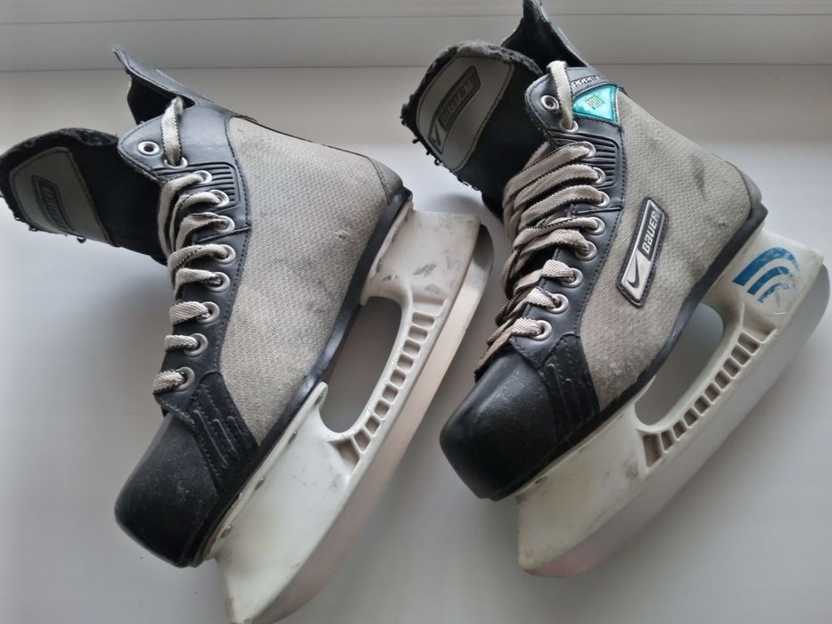 Коньки хоккейные Bauer supreme pro р.39 ковзани
