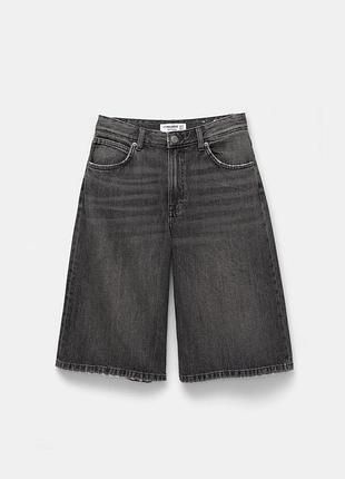 Джинсові джорти, шорти  бермуди Pull&Bear чорного кольору