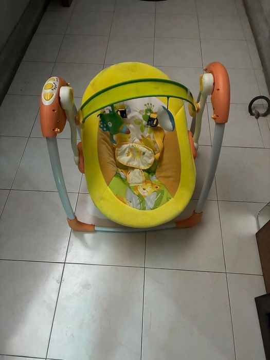 Espreguiçadeira baloiço a pilha