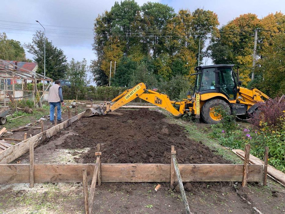 Послуги оренди спецтехніки екскаватора-навантажувача JCB 3cx БУСЬК