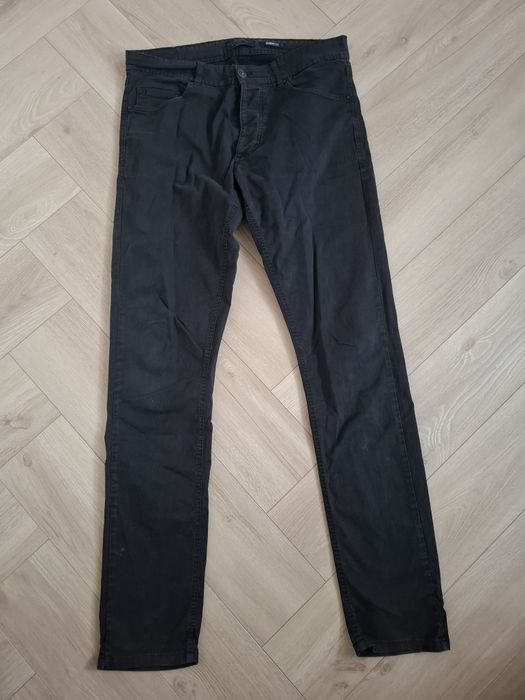 Bershka skinny fit spodnie czarne 40