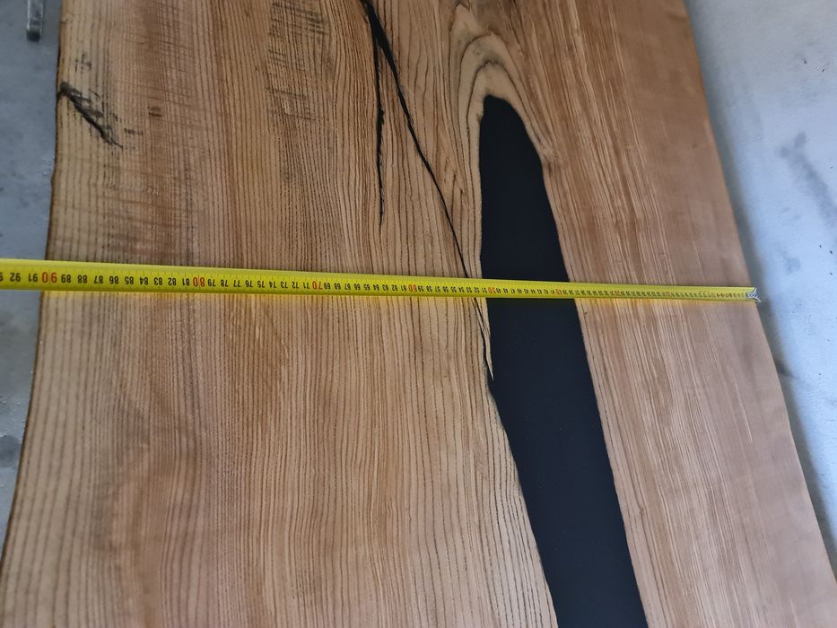 Stół monolit lite drewno jesion żywica czarna massivholztisch loft