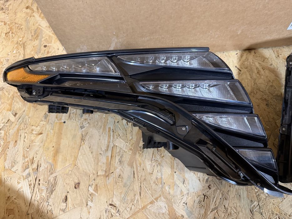 Фара права ліва дхо Hyundai Tucson USA 2022 2023 2024 2025