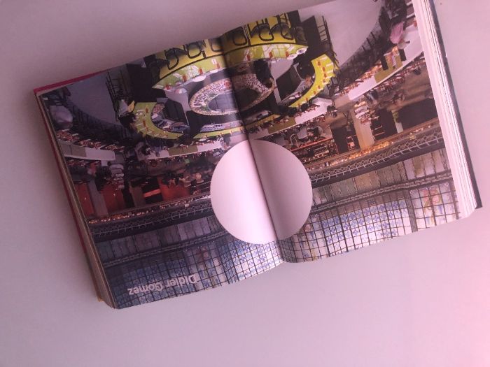 Livro de design "Ultimate Paris Design"