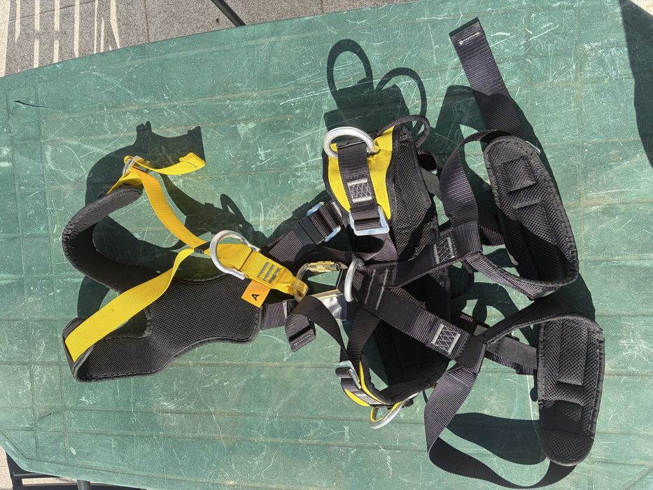 Harnes para trabalho em altura