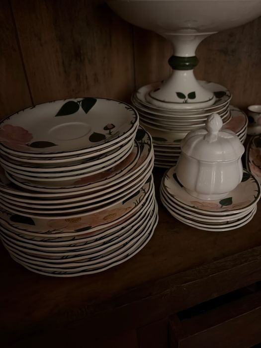 Serviço de Loiça Villeroy & Boch “Wild Rose” – Peças Originais Vintage