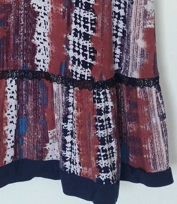 L(44) Nienoszona sukienka z falbanką Paola