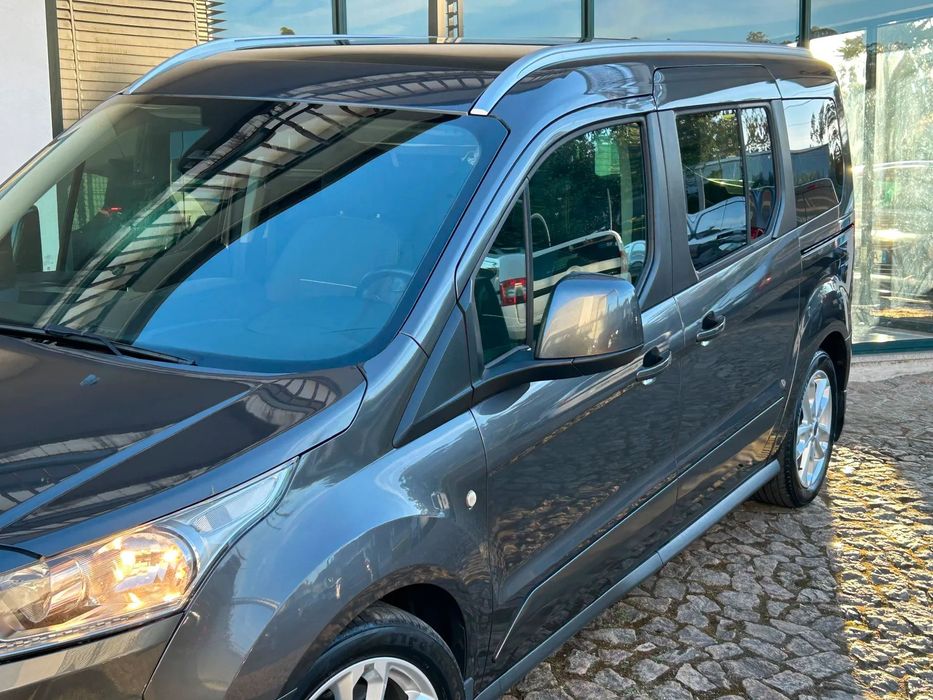 Ford Tourneo Connect Grand 1.5 TDCi Titanium