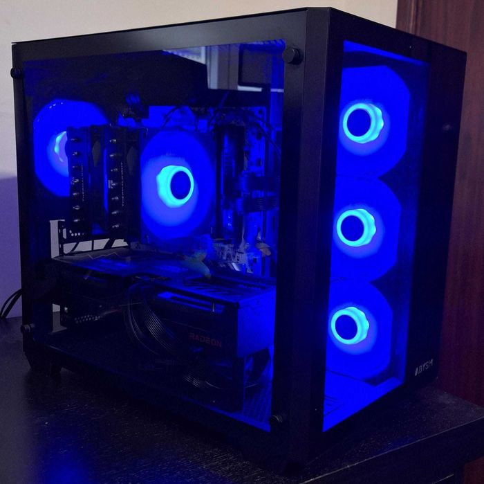 PC Gaming High-End Ryzen 7 7800X3D + RX 9070 XT 16GB + 32 gb (2x16gb) 6000MHZ cl 30 + 2TB SSD | Semi-Nova | Porto
