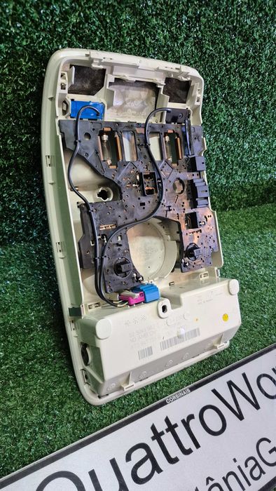 Plafonier Audi A4 B8 A5 Q5 original 8T0947135B cinza claro/beje excelente estado