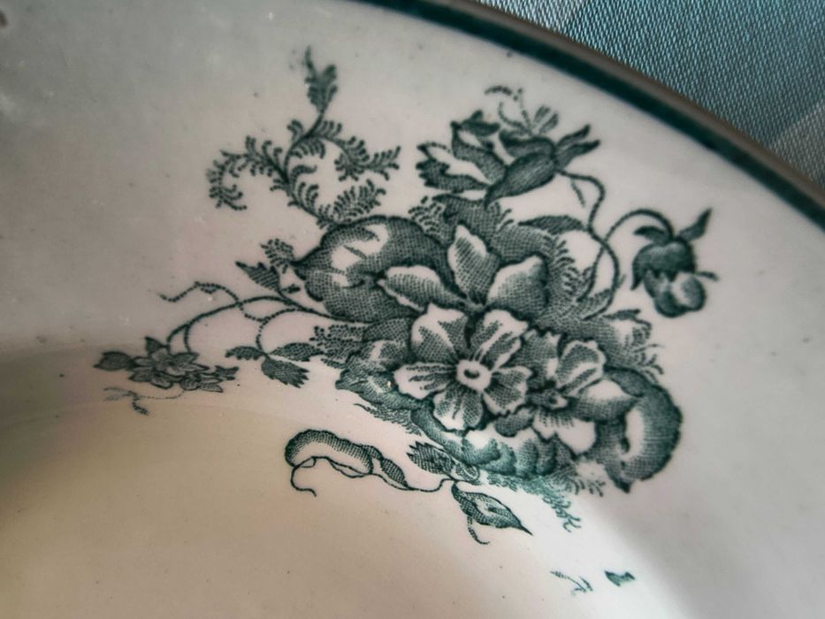 Pratos muito antigos - Gil MAN & C.TA Sacavém