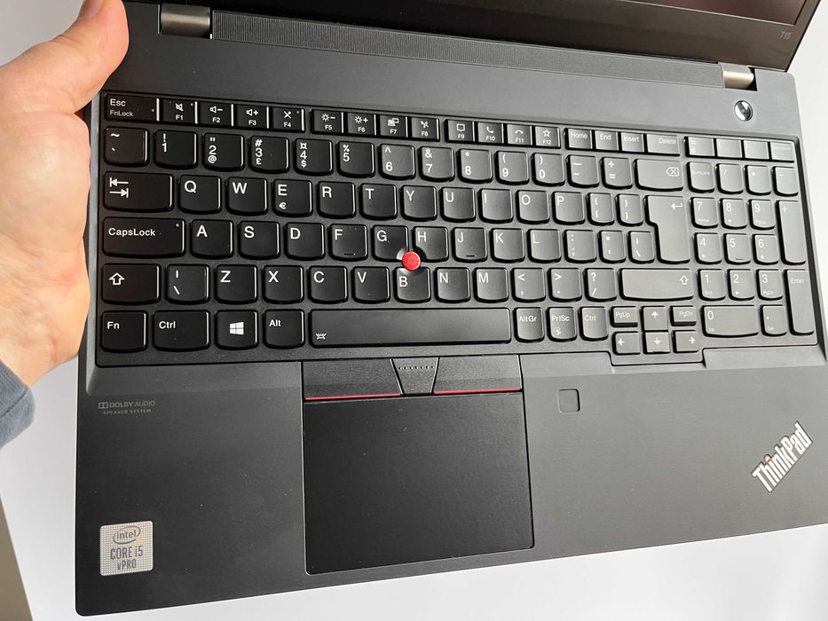 Lenovo ThinkPad T15 Gen 1 15,6 "  i5-10310U 16/256GB FHD Dotyk W11P FV