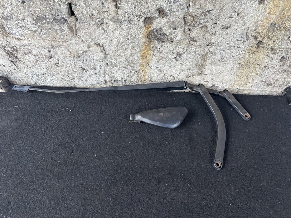 Правий повідок склоочисника Scenic 2 Сценік 2