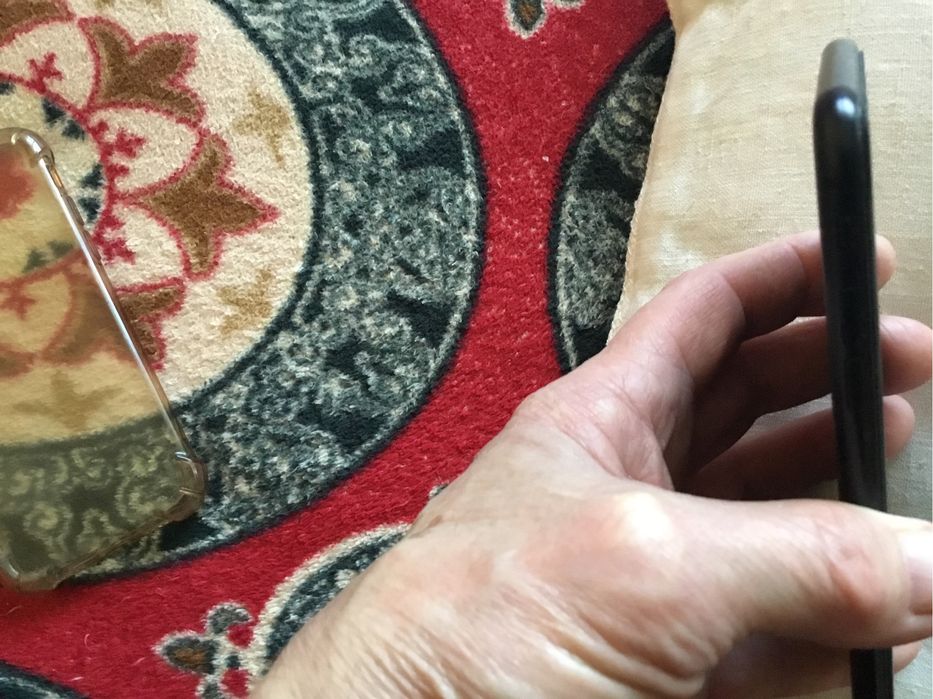 iPhone SE 2 2020, 64GB, mini Black в ідеальному стані