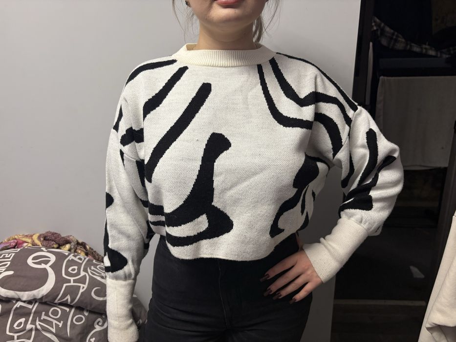 теплая короткая кофта