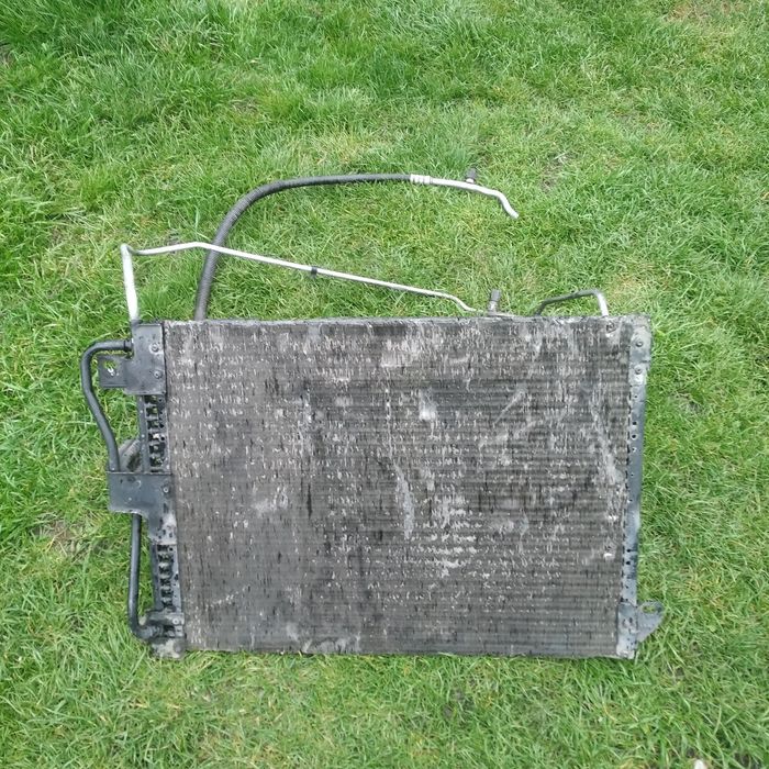 Продам Радіатор Кондіц.ГрандЧеррокі