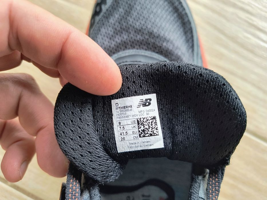 Buty New Balance Hierro vibram rozmiar 41,5