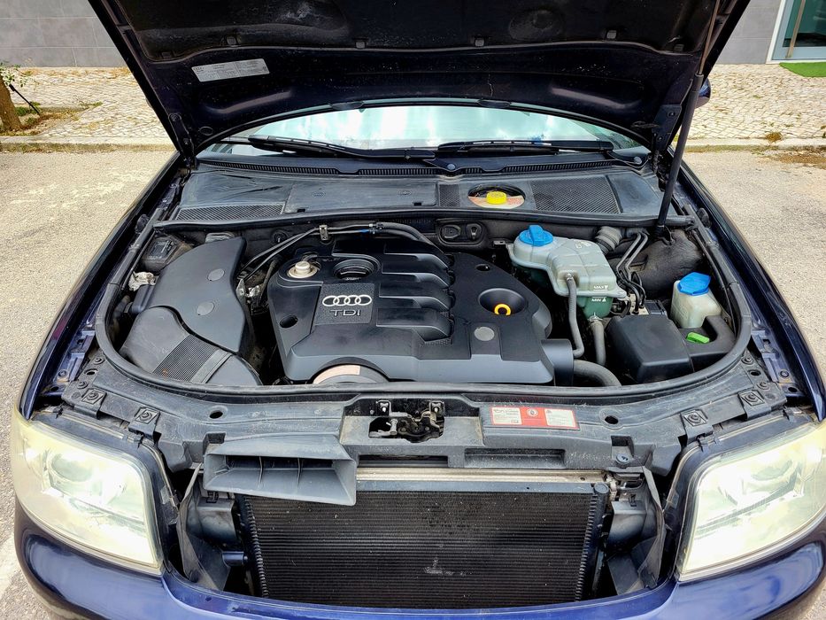 Audi A6 Sedan 1.9 TDI 130 cavalos