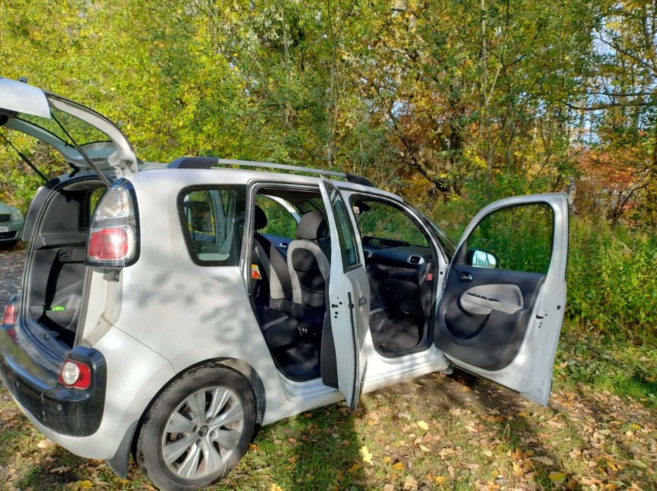 Samochód Citroen Picasso biała perła