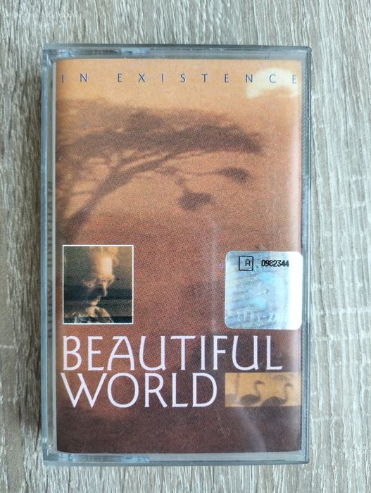 Kaseta magnetofonowa Beautiful world